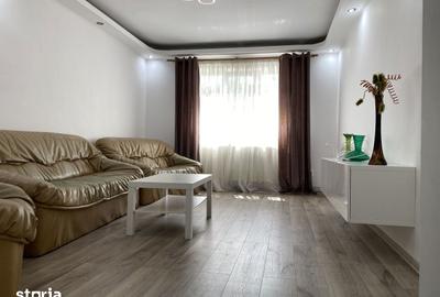 Apartament cu 3 camere decomandat în Micro 11