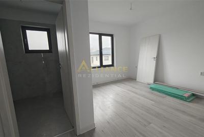 Casa individuala - 3 camere - 2 bai - 378 mp teren - 10