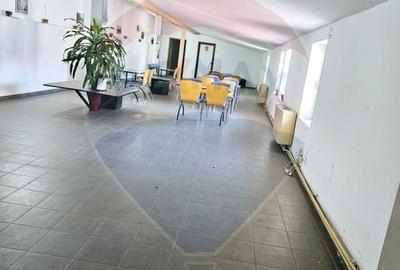 Proprietate specială, de 904 mp, în Central - 3