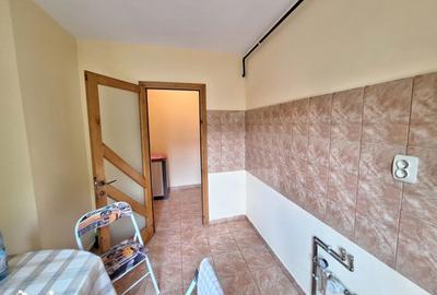 Apartament cu 3 camere semidecomandat în Letea - 8