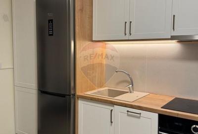 Apartament cu 3 camere decomandat, mobilat în Central - 2