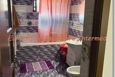 Casă cu 4 camere cu Teren 400 Mp în Palazu Mare - 1