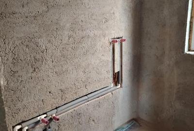 Casă cu 4 camere cu Teren 297 Mp în Central - 2