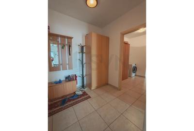 Apartament cu 2 camere semidecomandat, mobilat în Central - 9