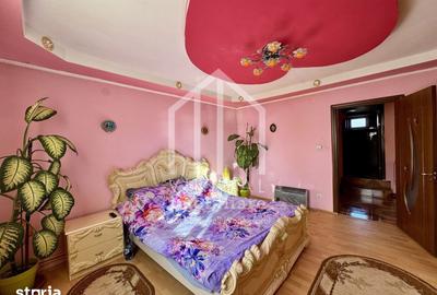 Casă cu 5 camere cu Teren 845 Mp în Roșia - 4