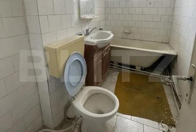 Apartament cu 3 camere semidecomandat în Central - 6