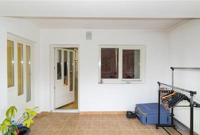 Duplex cu 8 camere cu Canalizare în Exterior Est - 29