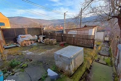 Casă cu 4 camere în Central - 13