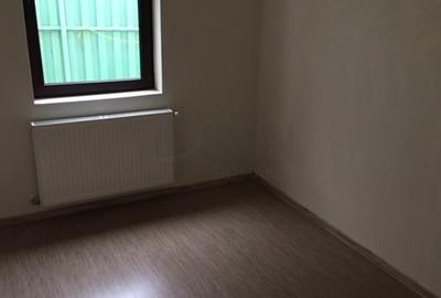 REA1005100 Apartament in vila-SPATIU COMERCIAL 3 CAMERE - 10