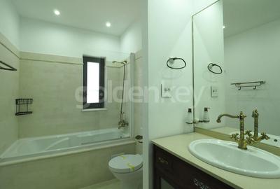 Duplex cu 8 camere cu Canalizare în Iancu Nicolae - 13