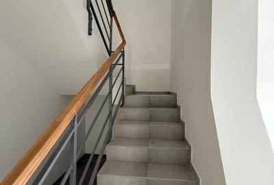 Duplex cu 4 camere cu Canalizare în Dumbrăvița