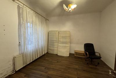 Casă individuală cu 4 camere cu Canalizare în Basarab - 4