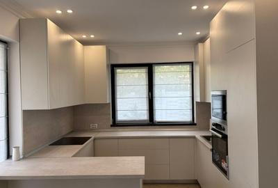 CASA DE INCHIRIAT. ZONA OTOPENI - 2