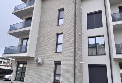 Aartament bloc nou doua camere decomandate proprietar - 2