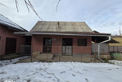 Casă cu 4 camere cu Teren 830 Mp în Bratca - 2