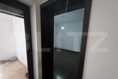 Apartament cu 3 camere semidecomandat în Micro 3 - 11