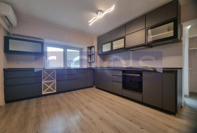 VANZARE- 6 CAMERE-PENTHOUSE -UNIRII -et 8-9 - 1