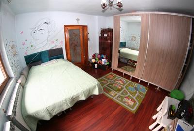 Casa cu gradina in zona foarte linistita si usor accesibila - 13