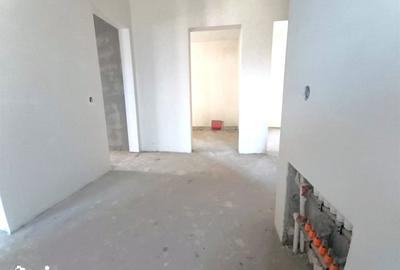 Casă cu 6 camere cu Teren 474 Mp în Șcheia - 8