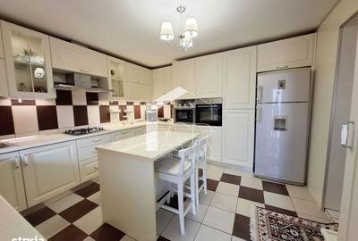 Casă cu 4 camere în Central - 1