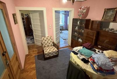 Casă individuală cu 3 camere cu Canalizare în Central - 11