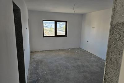 Casa individuala , 4 camere , 3 bai ,150 mp , teren 500 , Dezmir - 3