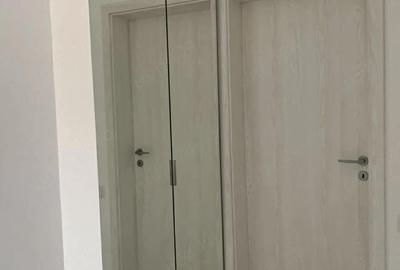 Apartament cu 2 camere nedecomandat în Apărătorii Patriei