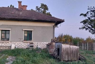Casă cu 3 camere în Central - 8