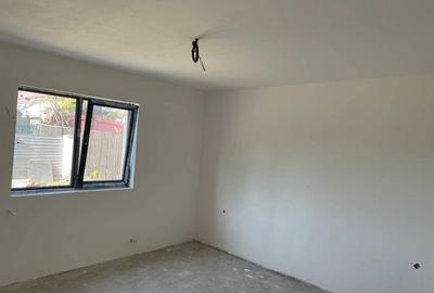 Casă cu 3 camere în Șendreni - 8