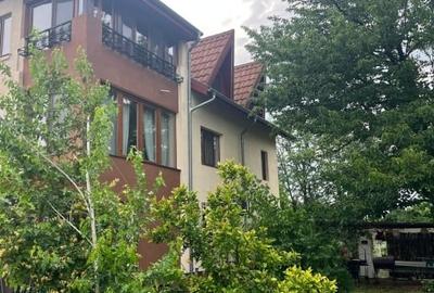 Domeniu excelent cu iesire si vedere in centrul Lacului Snagov - 10