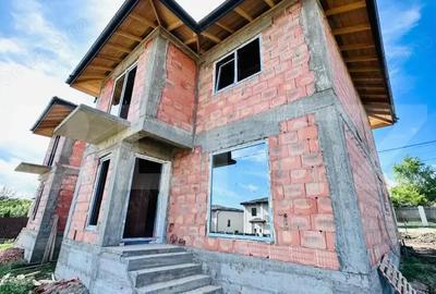 Casă cu 4 camere cu Teren 400 Mp în Miroslava - 4