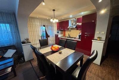 Apartament 3 camere, etaj 3 , zona Liceul Pedagogic, mobilat - 6