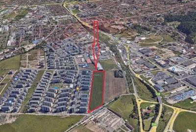 Teren de 33088 mp, în Bartolomeu - 1