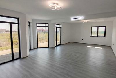 Casă cu 4 camere în Ghercești - 5