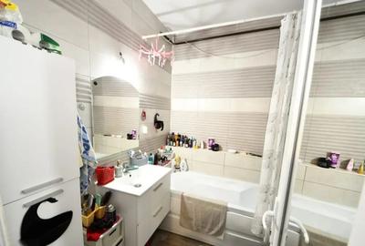 Casă cu 5 camere cu Teren 681 Mp în Bd. Coșbuc - 12