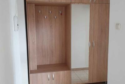 Garsonieră decomandată în Nicolina - 4