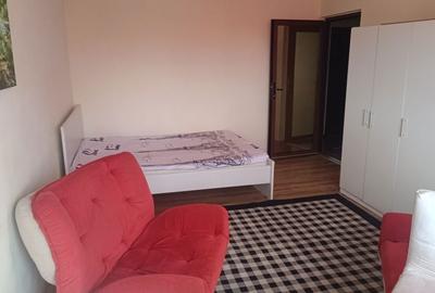 Apartament cu 2 camere decomandat în Eroii Revoluției - 3
