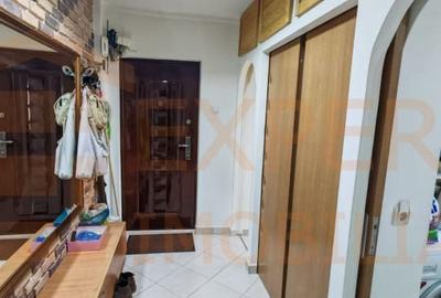 Apartament cu 3 camere semidecomandat, mobilat în Groapa - 9