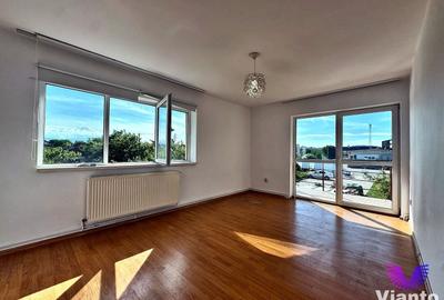 Apartament cu 3 camere decomandat în Central - 2