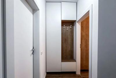 Apartament cu 2 camere semidecomandat, mobilat în UTA