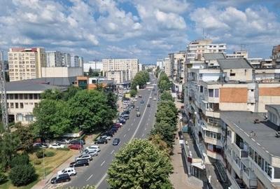 Ultracentral zona A, vedere Univ. si Prefectura, complet renovat si mobilat - 2