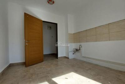 Apartament cu 2 camere semidecomandat în Micro 11 - 6