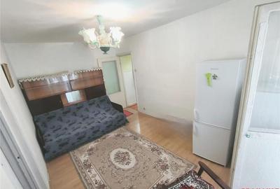 Apartament 3 camere semidecomandat - etajul 2 - 2