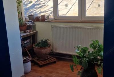 Proprietar vand apartament 3 camere, decomandat, 2 balcoane inchise - 6