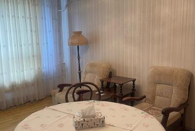 Apartament cu 4 camere decomandat în Titan - 2