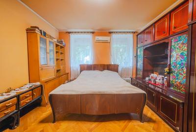 Apartament cu 3 camere semidecomandat, mobilat în Dâmbovița - 3