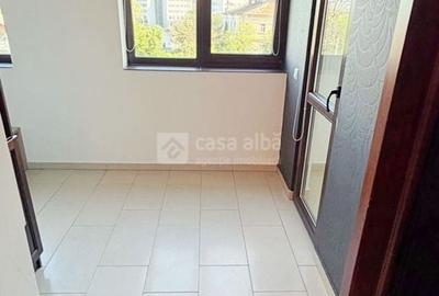 Apartament cu 3 camere decomandat, mobilat în Central - 13