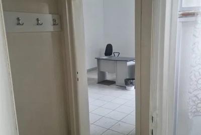 Spațiu comercial, de 35 mp, în Semicentral - 2