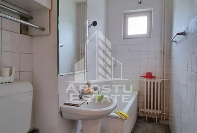 Apartament cu 3 camere, etaj intermediar, zona Dacia - 8