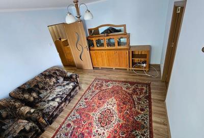 Apartament cu 3 camere semidecomandat în Cornișa - 5